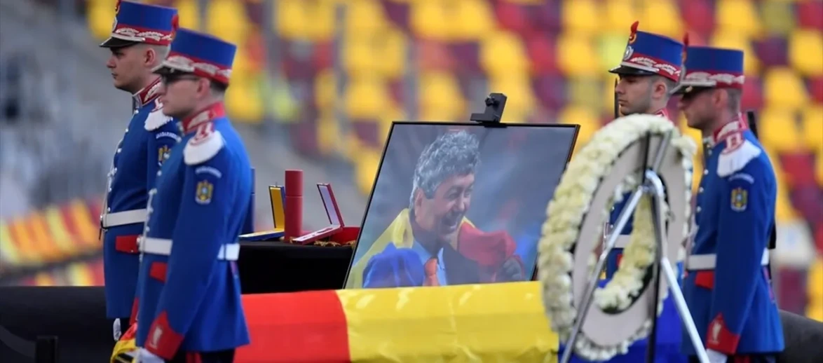 Mircea Lucescu İçin İlk Tören Stadta Düzenlendi