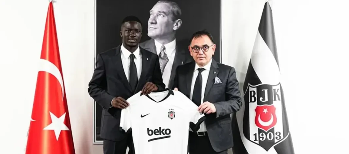 Beşiktaş Sol Beke Fransız Kalkanı Çekti