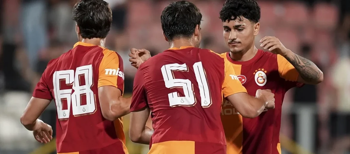 Galatasaray Hazırlık Maçında Şov Yaptı