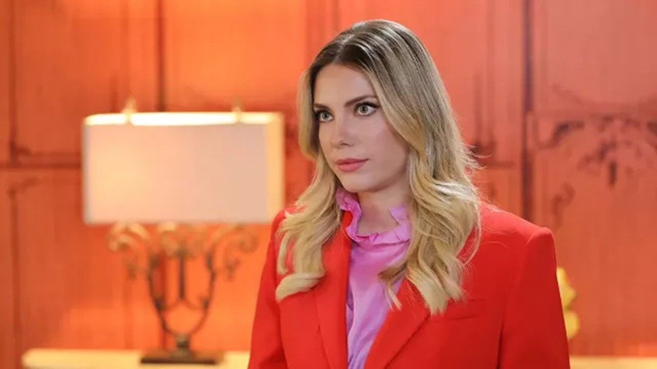 Eda Ece İmajını Değiştirdi! Makyajsız Paylaşımı Herkesi Şaşırttı! Doğal Haliyle Büyüledi! 6