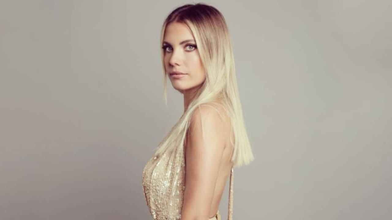 Eda Ece İmajını Değiştirdi! Makyajsız Paylaşımı Herkesi Şaşırttı! Doğal Haliyle Büyüledi! 2