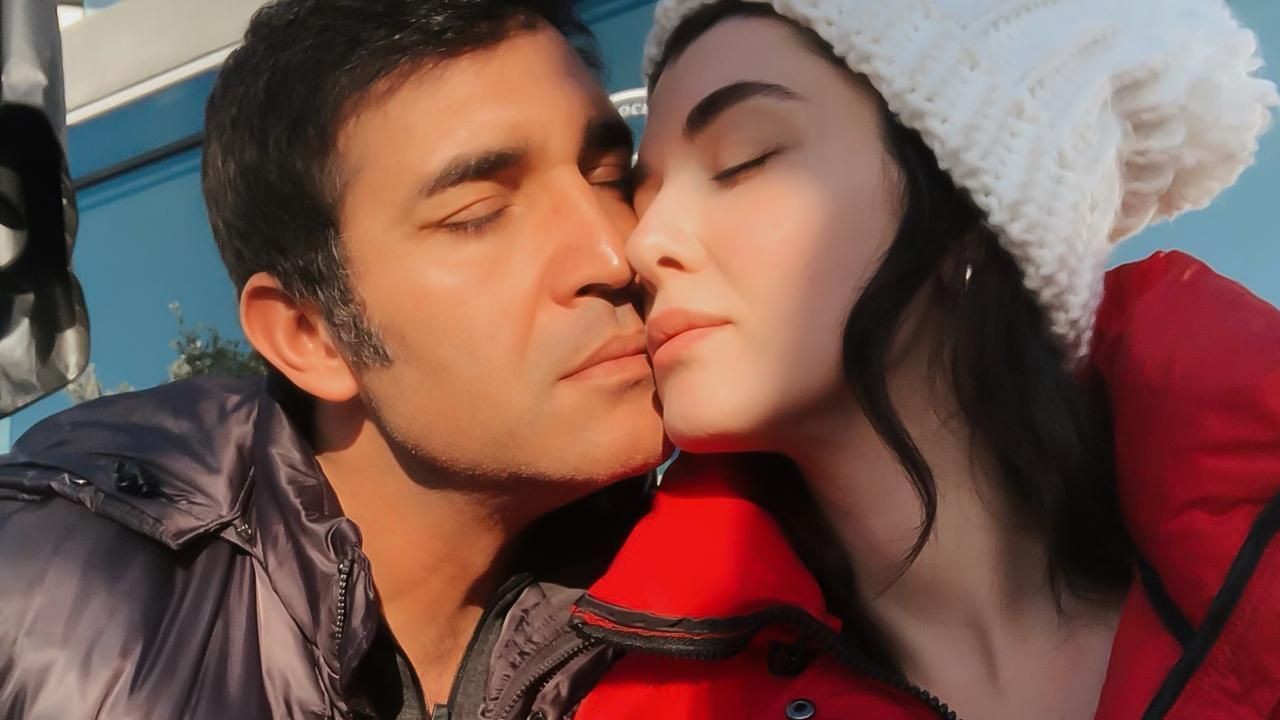 Çiftten Bodrum Kaçamağı! Kuzey Yıldızı İlk Aşk Dizisinin “Yıldızı” Aslıhan Güner ve Eşi Tatilde! 2