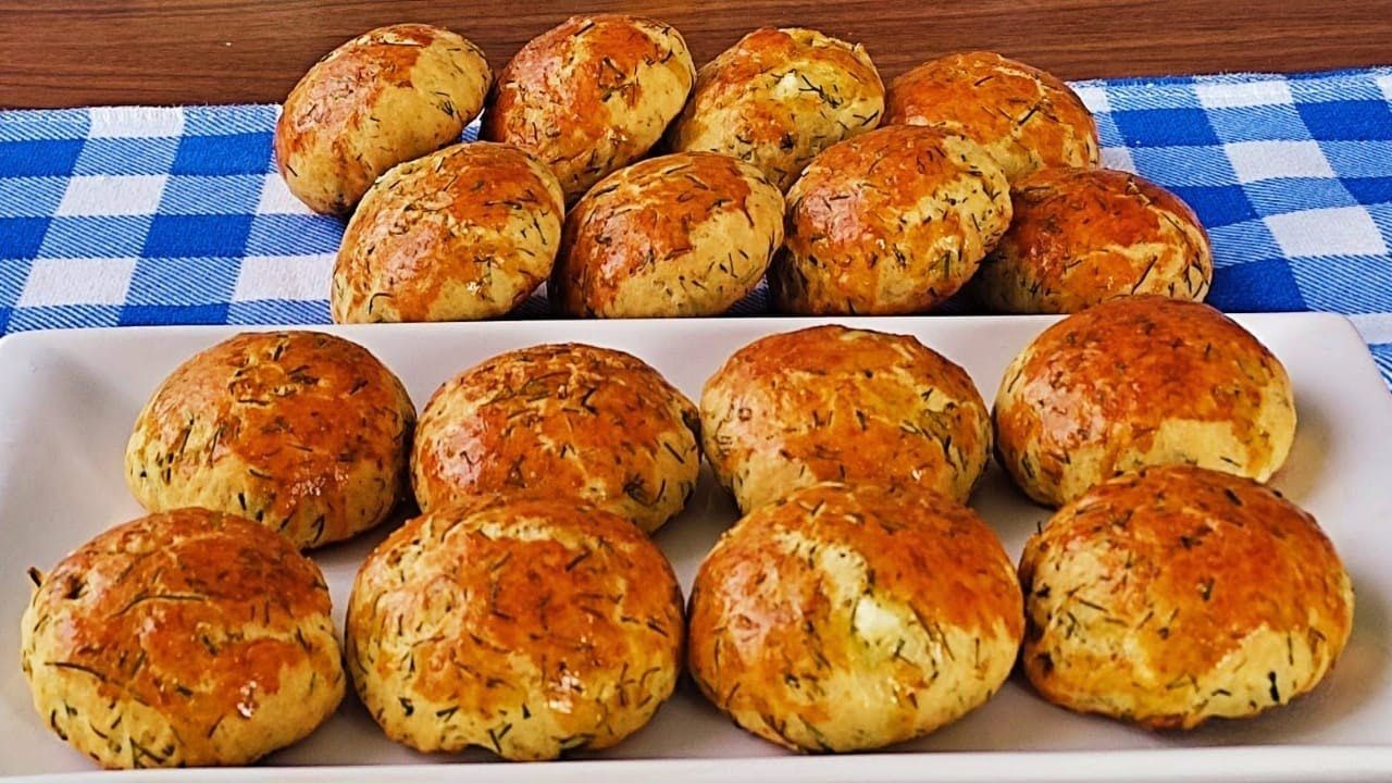 Sabah kahvaltılarının vazgeçilmezi kıyır kıyır mayasız dereotlu poğaça! 4