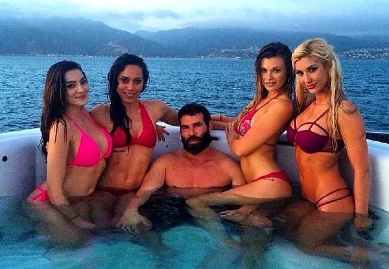 Dan Bilzerian gerçekten evlendi mi, kurgu mu? Dan Bilzerian'ın karısının adı, instagram hesabı nedir 3