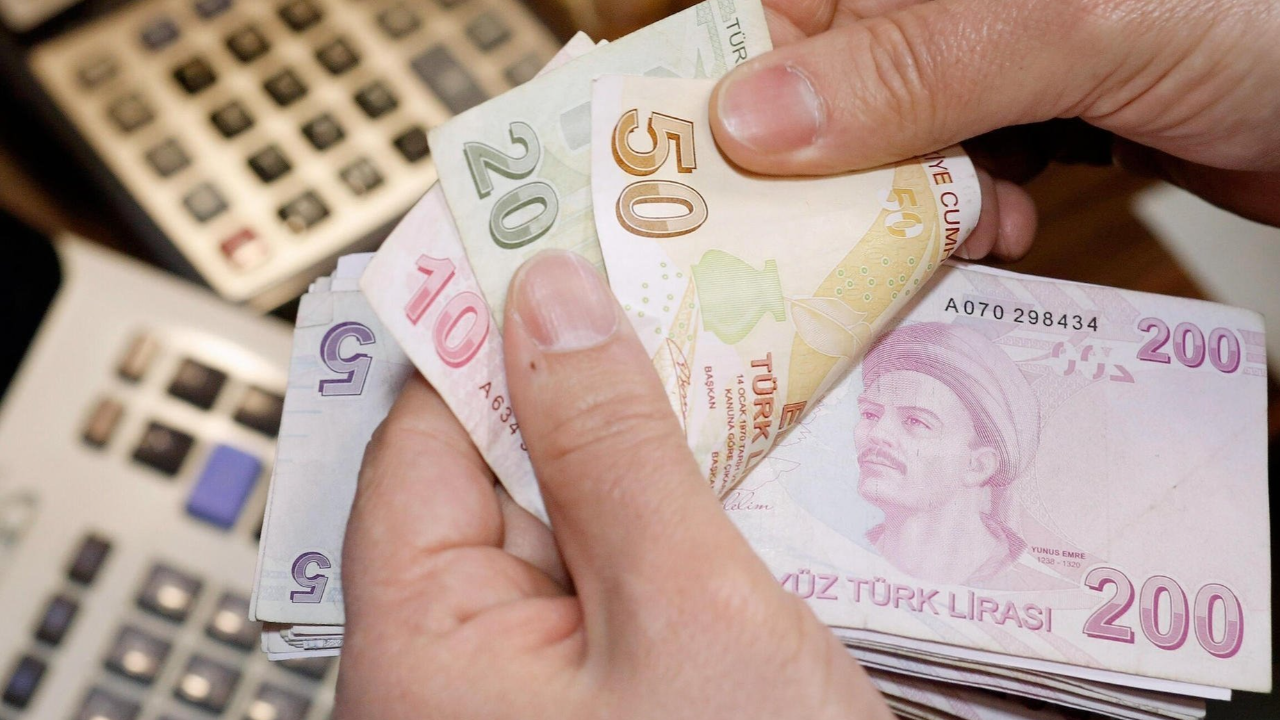 AK Parti Grup Başkanı Abdullah Gülerden 'emekliye seyyanen zam’ açıklaması: Bahçeli’de gündeme getirmişti…