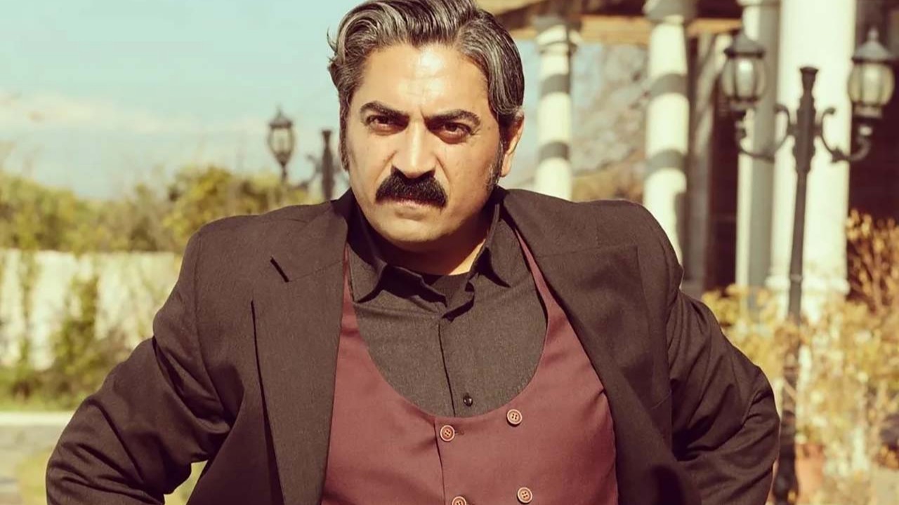 Ateş Kuşları Yeni Sezon fragmanı yaynlandı mı? Ateş Kuşları Doktor Feza'yı kim oynuyor?