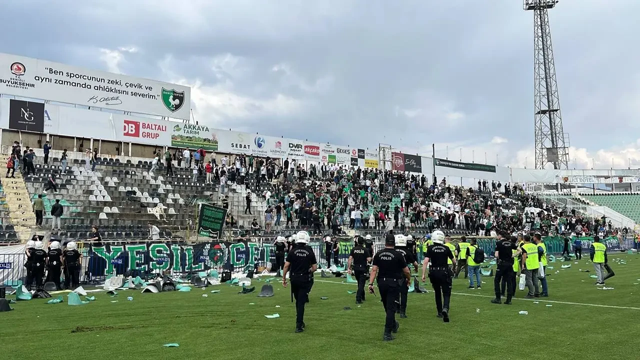 Bir Dönemin Süper Lig Ekibi Küme Düştü 1