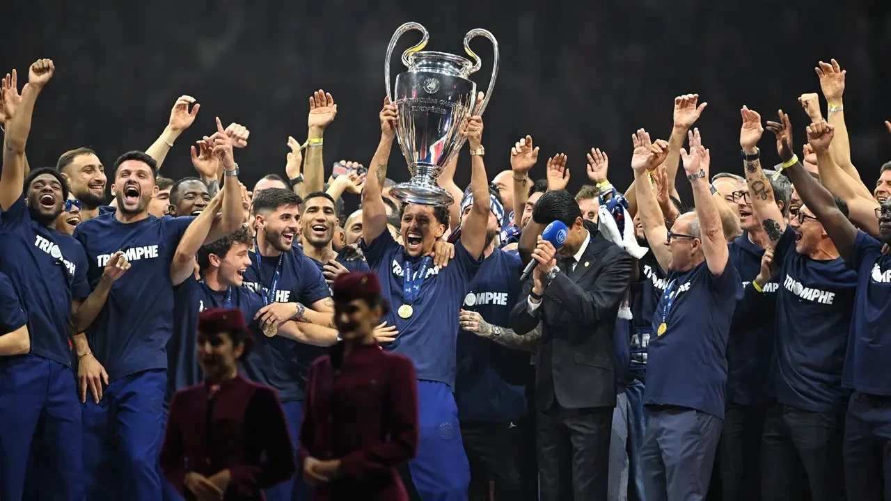 PSG, Şampiyonlar Ligi Zaferini Paris’te Kutladı 1