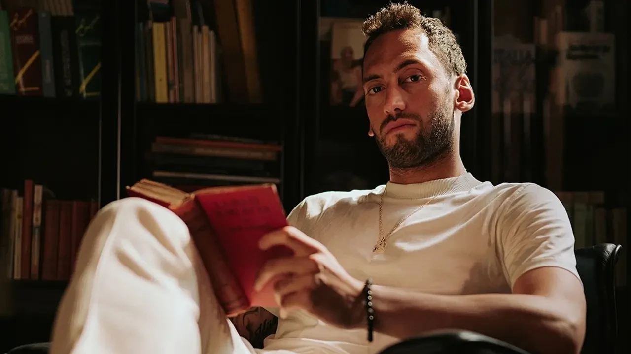 Hakan Çalhanoğlu’nun Babası Resmen Devreye Girdi 4