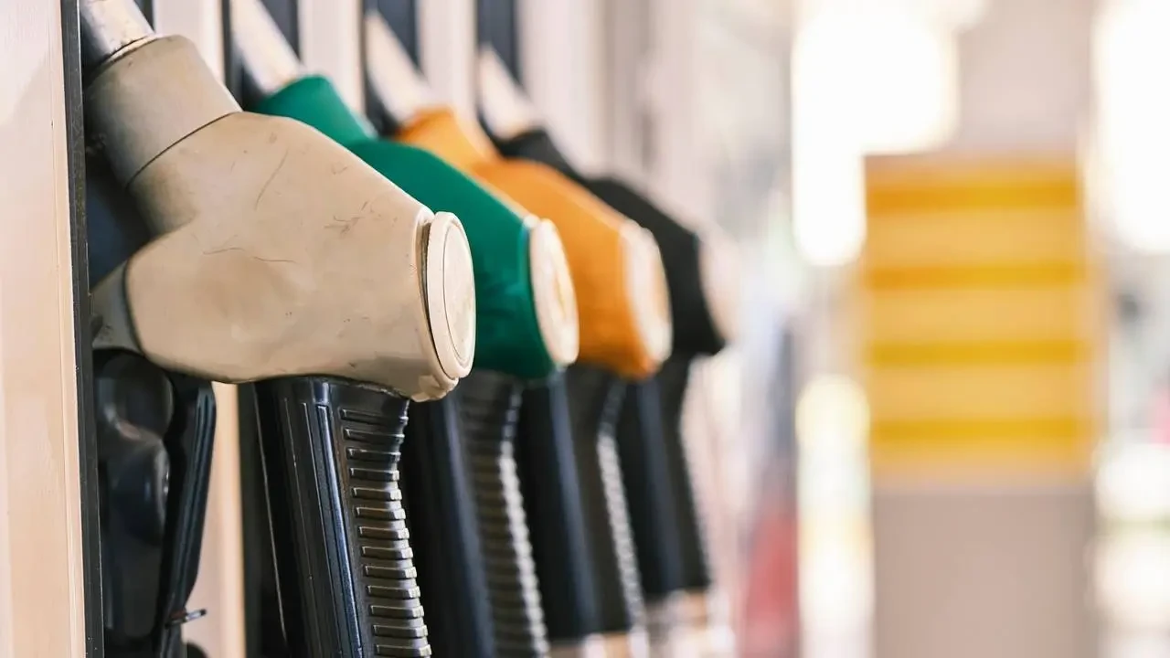 Akaryakıt Fiyatlarına Dev Zam Yolda 4