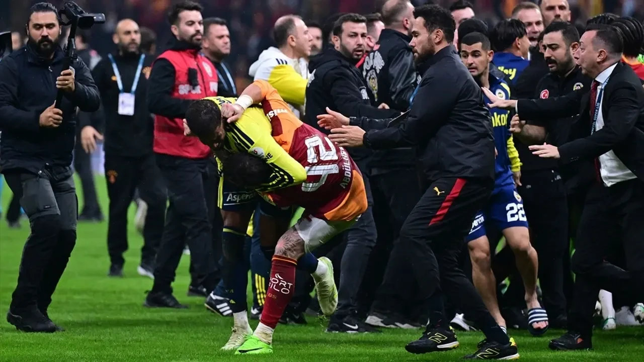 Derbideki Olaylara Dair Fenerbahçe'den Açıklama 3