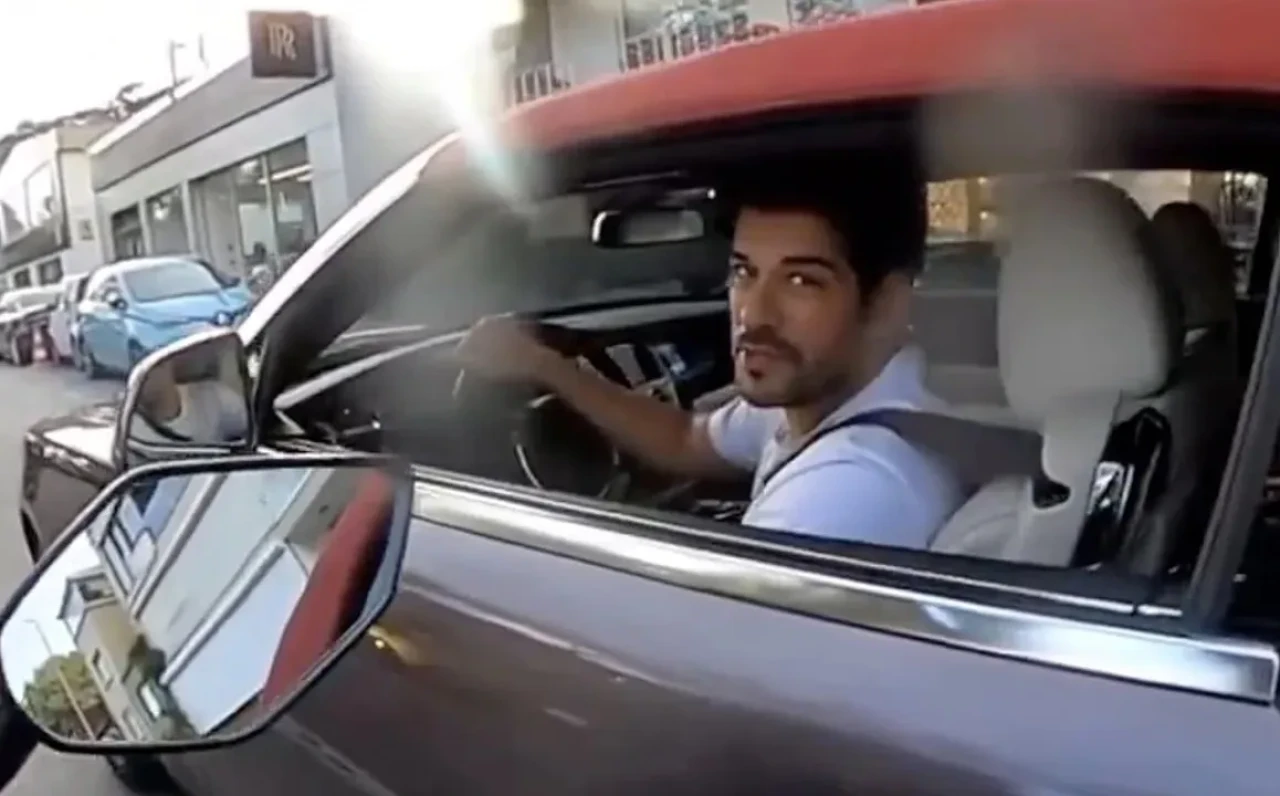 Burak Özçivit’in Trafikte Motosiklet Sürücüsü İle Diyaloğu Gündem Oldu