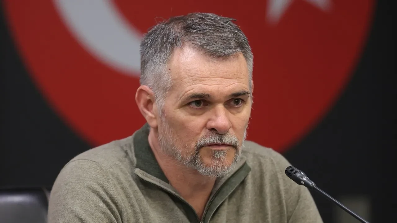 Gürcistan Teknik Direktörü Willy Sagnol: Böyle Büyük Bir Takıma Karşı Sahaya Tüm Gücünüzü Koymadık