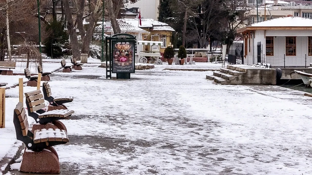 MGM Hava Durumu: Hafta Sonu Hava Nasıl Olacak? Soğuk Hava Dalgası Kapıda