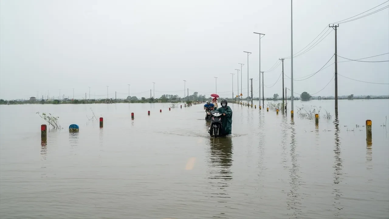 Sel ve Heyelanda 18 Kişi Öldü: Tayland Felaket İle Karşı Karşıya
