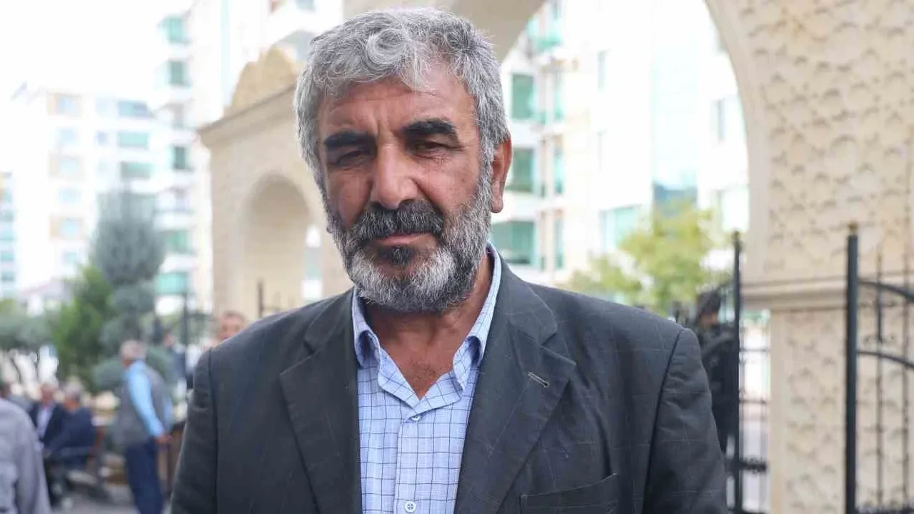 Rojin Kabaiş'in Babasından Dikkat Çeken Sözler: Atletindeki Kanın Başka Bir Kadına Ait Olduğu Söylendi