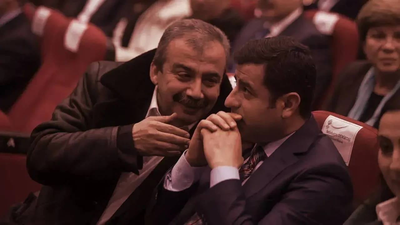 Selahattin Demirtaş’tan Sırrı Süreyya Önder Mesajı: Bir Tane Mezarın Yok Ki…