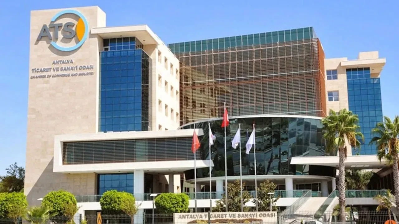 Antalya Firmaları Türkiye'nin En Büyük 500 Sanayi Kuruluşu Arasında Yer Aldı