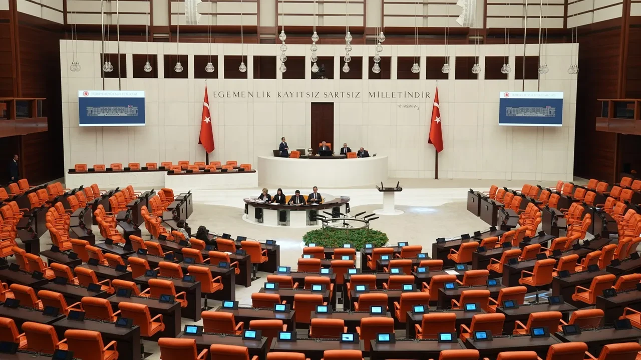 Başkanlık Divanı Oluşmadı: TBMM Genel Kurulu Toplanamadı