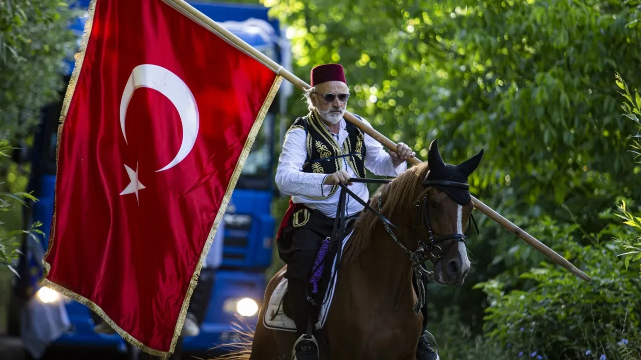 Bosna Hersek'te 515'inci Ayvaz Dede Şenlikleri'ne Katılacak Atlılar Yola Çıktı