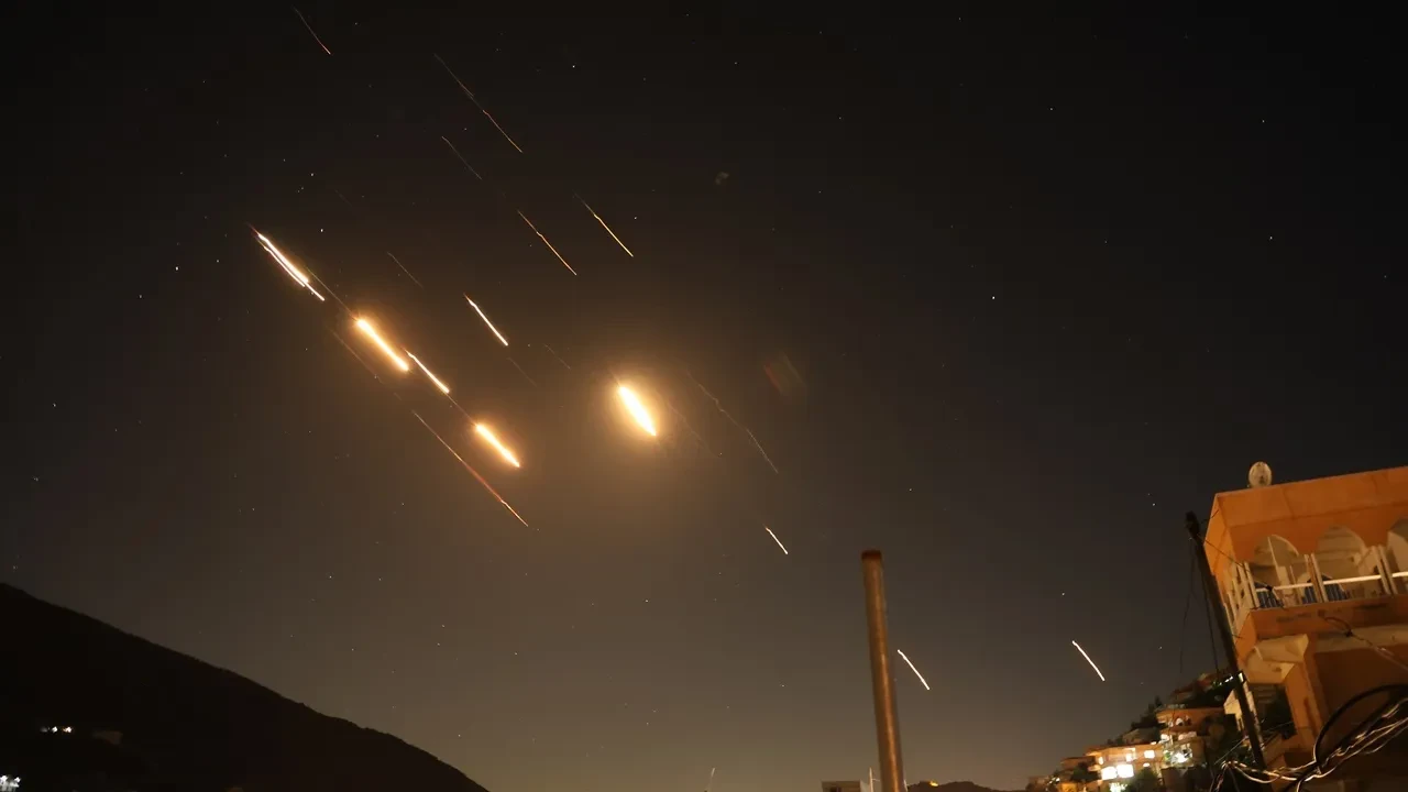 İran, İsrail’e Yönelik Misilleme Saldırılarına Yeniden Başladı