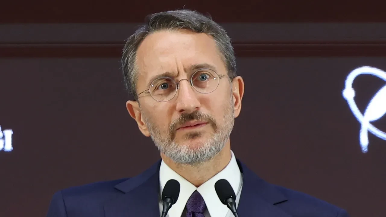 İletişim Başkanı Fahrettin Altun’dan Özgür Özel’e ‘Cunta Başkanı’ Tepkisi