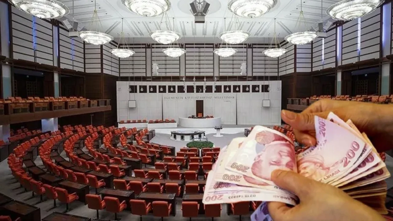 Milyonlarca Emekliyi İlgilendiren Torba Yasa Meclis'ten Geçti: En Düşük Emekli Aylığı 16.881 TL Oldu