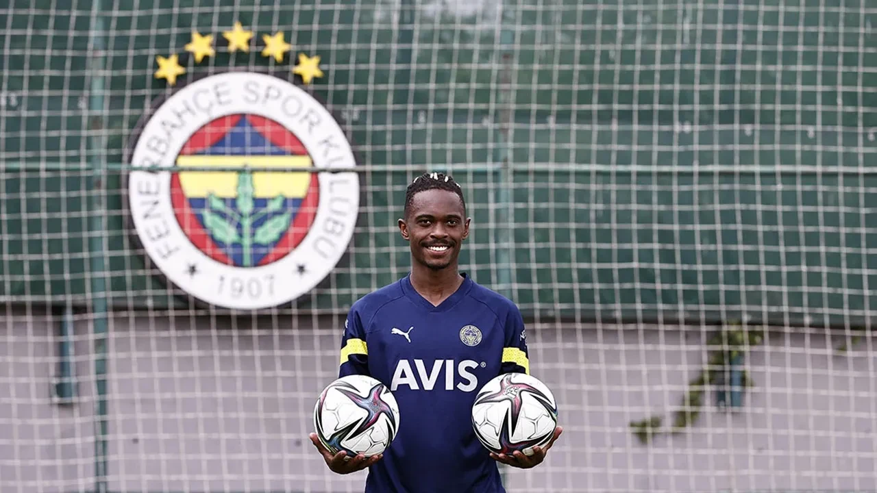 Fenerbahçe, Brezilyalı Lincoln Henrique İle Sözleşmeyi Karşılıklı Feshetti