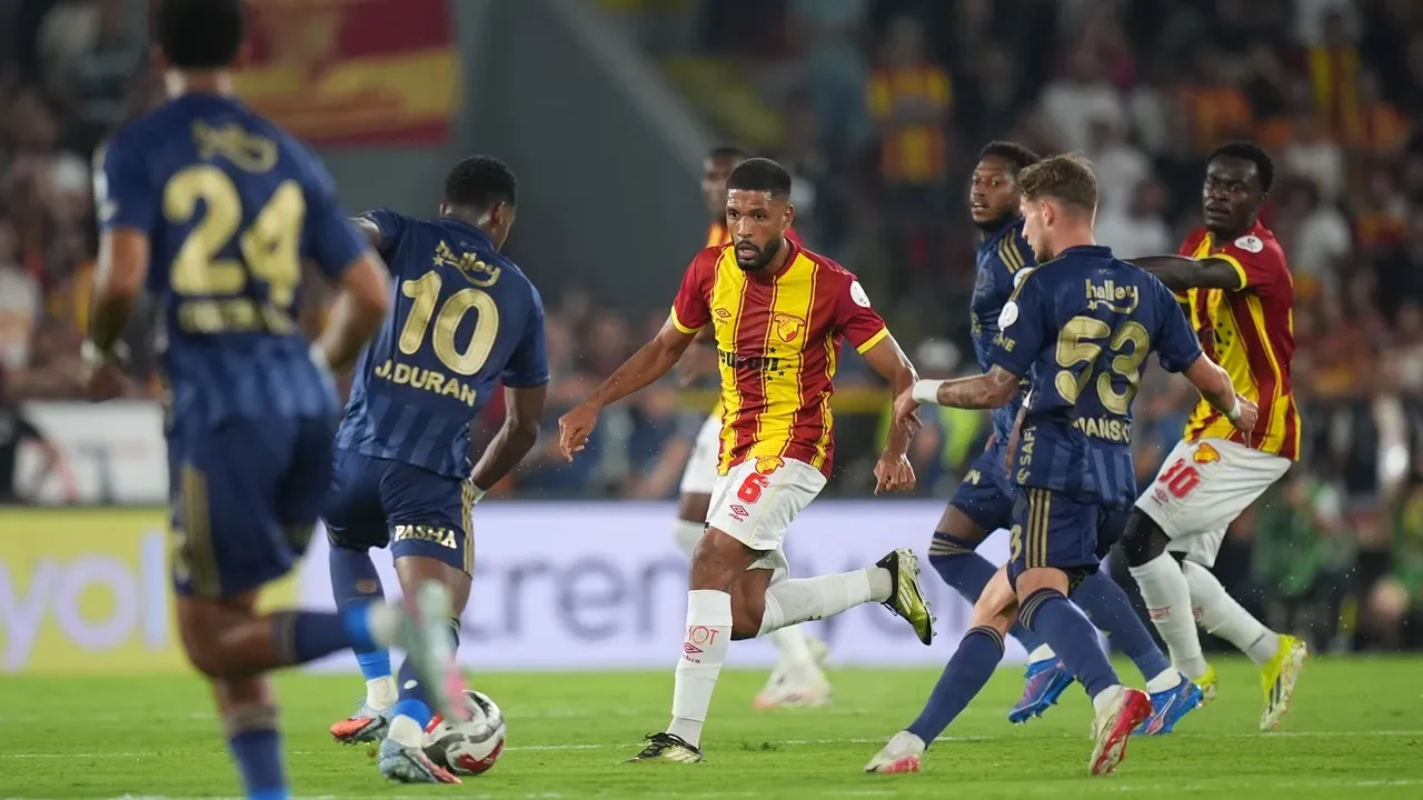 90+4’te 3 Puan Kaçtı: Fenerbahçe, Göztepe Deplasmanında Berabere Kaldı