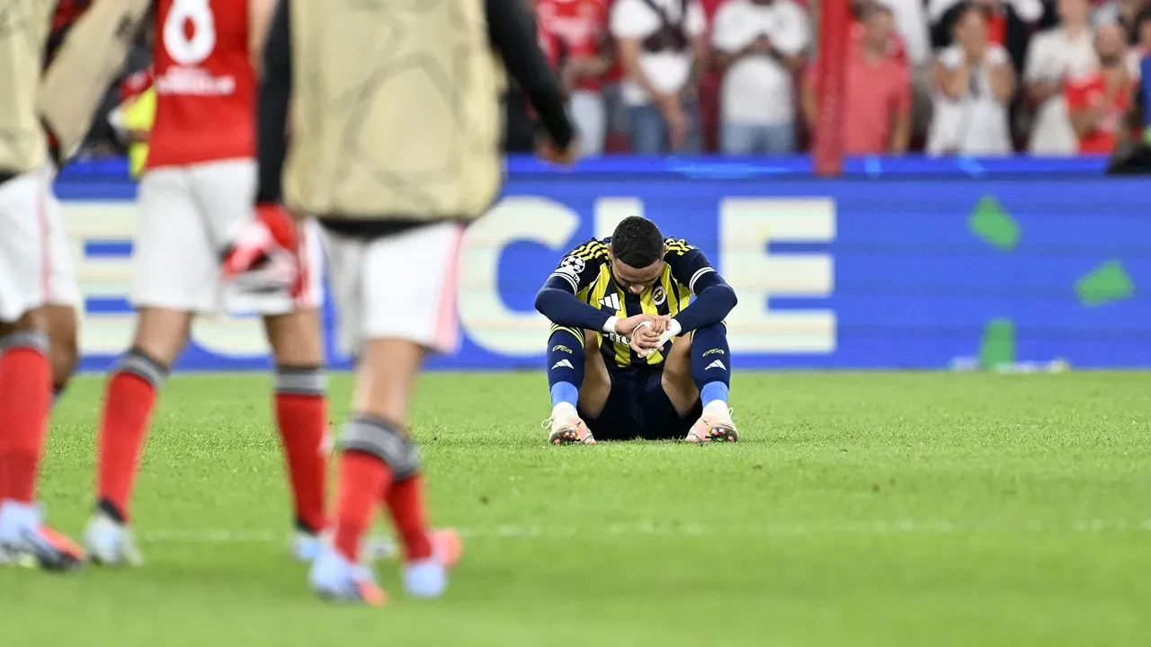 Fenerbahçe Benfica Karşısında Kerem Aktürkoğlu'nun Golüyle Şampiyonlar Ligi'ne Veda Etti