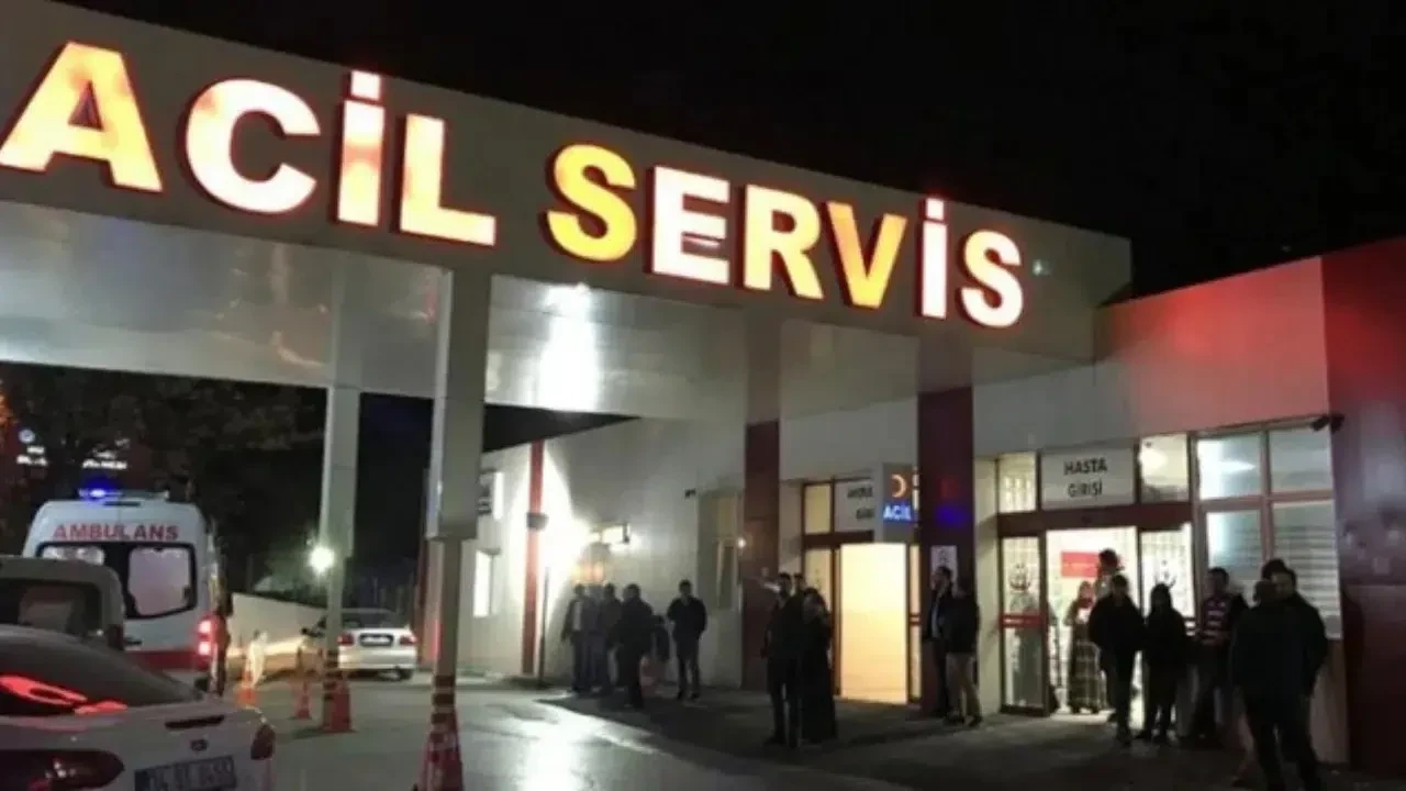 Kars'ta Akrabalar Arasında Çıkan Kavgada 5 Kişi Yaralandı