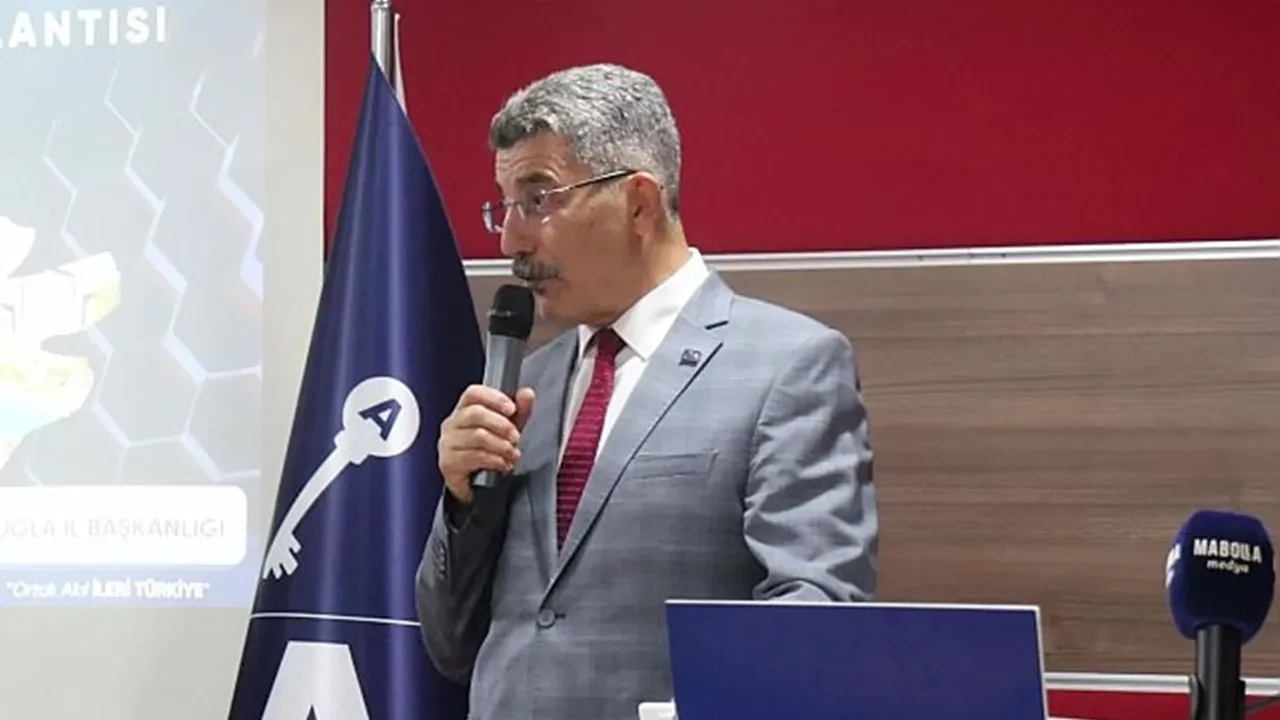 A Parti Genel Başkan Vekili Ayhan Erel: Türkiye’de İktidar ve Muhalefet Boşluğu Var