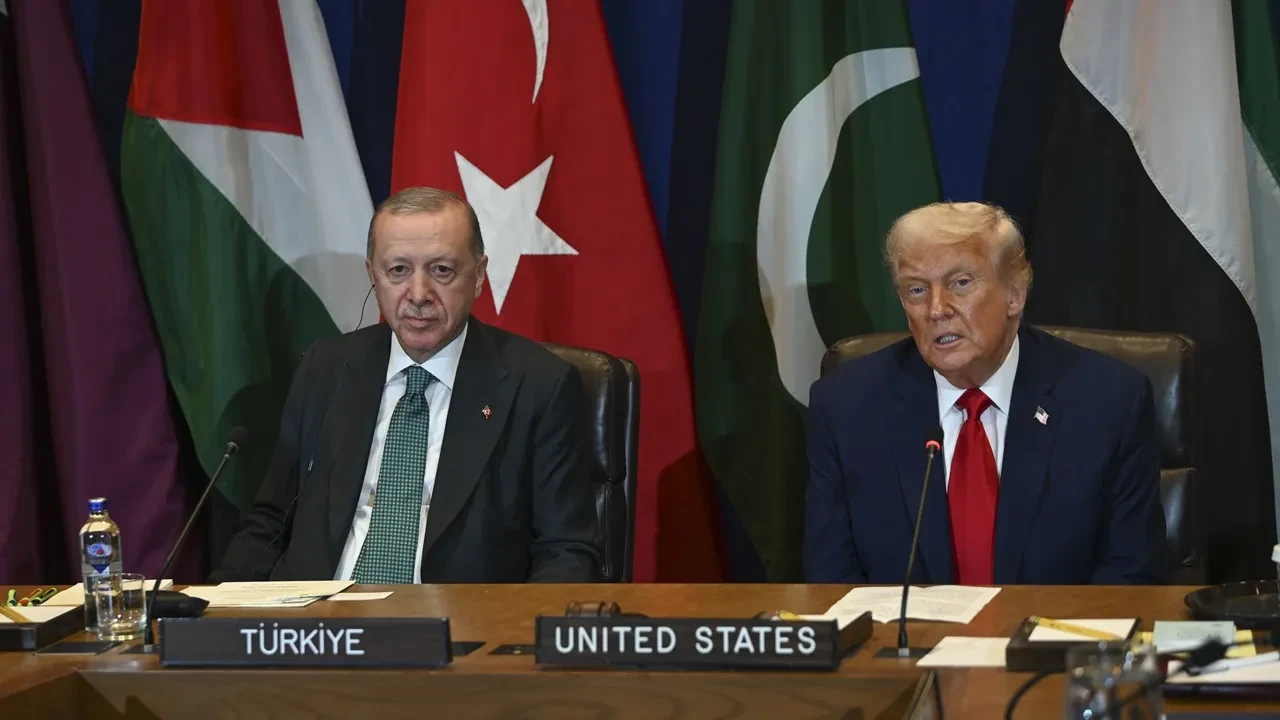 Cumhurbaşkanı Erdoğan ile Donald Trump Gazze Konulu Toplantıya Katıldı