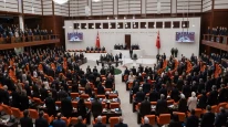 Yeni Parti Grubu Genel Kurulu Terk Etti
