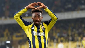 Dorgeles Nene Ameliyat Masasına Yattı