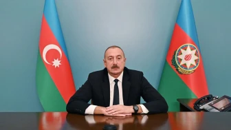 AK Parti Politikalarından Vazgeçsin