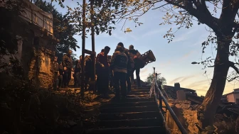 Zonguldak'ta 3 Katlı Bina Çöktü