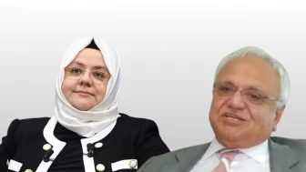 Trafik Kazasında Eski Bakanlar da Yaralandı