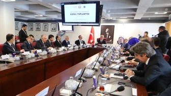 Erol Özvar: 11 Üniversitemizin İlk 500’e Girmesi Son Derece Kıymetli