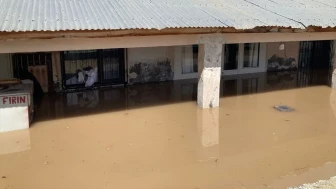 Kars'ta Taşkın Kabusu: Aras Nehri Taştı, Köy Sulara Gömüldü
