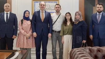 Erbakan, Mülakat Mağduru Ve Özel Okul Öğretmenleriyle Görüştü