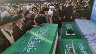 Hamaney'in Naaşı Meşhed'e Defnedilecek