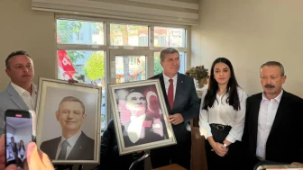 Burdur'da 3 Belediye Başkanı Yeni Parti'ye Geçti