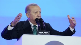 Türkiye Şimdi Şaha Kalkıyor