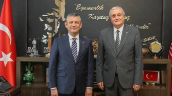 Bozüyük Belediye Başkanı Yeni Parti'ye Geçti