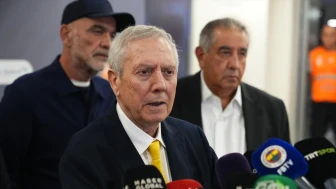 Aziz Yıldırım Soyunma Odasına İndi mi?