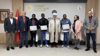 Kenyalı 3 Kişi Kütahya’da Müslüman Oldu