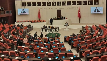 TBMM Genel Kurulu... DEM Parti ve İYİ Parti Arasında Miting Tartışması