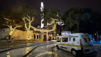 Eyüpsultan Camisi'nde Havaya Ateş Açtı