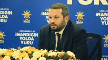AK Parti'de Gece Yarısı İstifası: Görevini Bıraktı